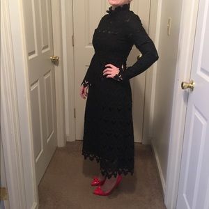Dainty Jewell’s Black Lace Dress Small